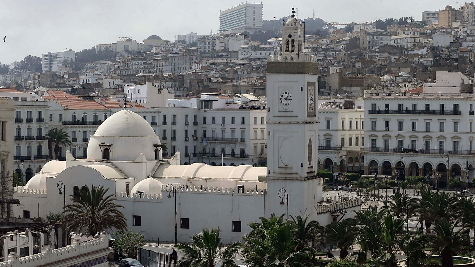 الجزائر