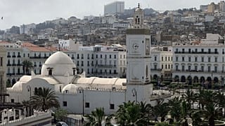 الجزائر