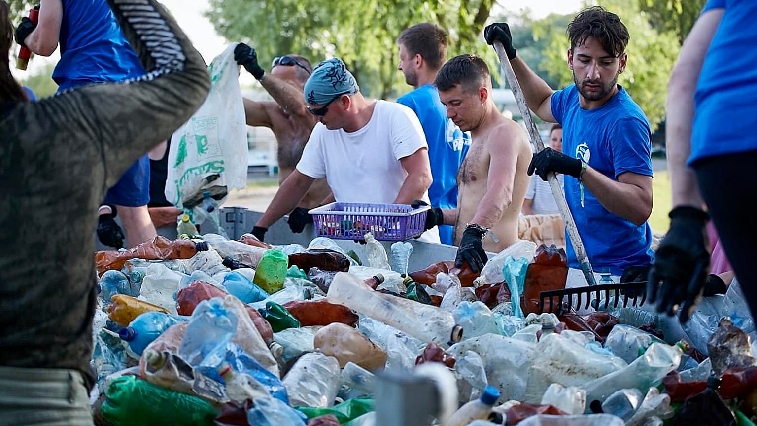 Szemétszedés a Tiszából 2019 nyarán