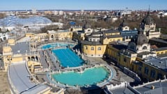 Széchenyi-Thermalbad in Budapest während des Lockdowns
