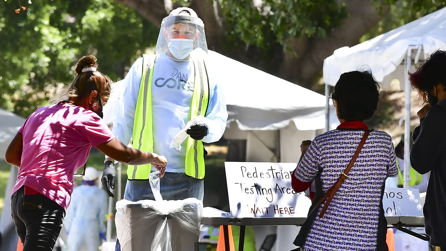 Dépistage de la Covid-19 organisé à Los Angeles, aux Etats-Unis, le 30 juin 2020