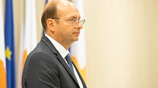 Ο Υπουργός ¨Αμυνας της Κύπρου Χαράλαμπος Πετρίδης