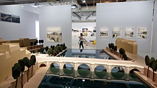 Exposition Christo au musée George Pompidou Beaubourg à Paris, le 23 juin 2020