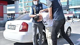 Bakan Albayrak'ın eşine hakaret eden zanlı Mersin'de tutuklandı