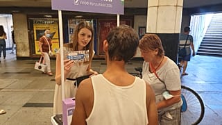 Nemzeti Manipuláció: az ellenzéki pártok inkább begyűjtik a konzultációs íveket