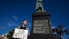 Référendum russe : "triomphe" ou "farce", c'est selon...
