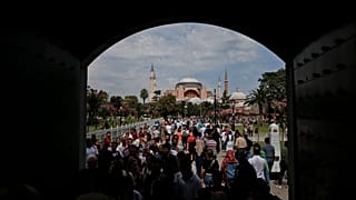 Rus Ortodoks Kilisesi'nden Ayasofya yorumu: 'Orta Çağ'a geri dönemeyiz'