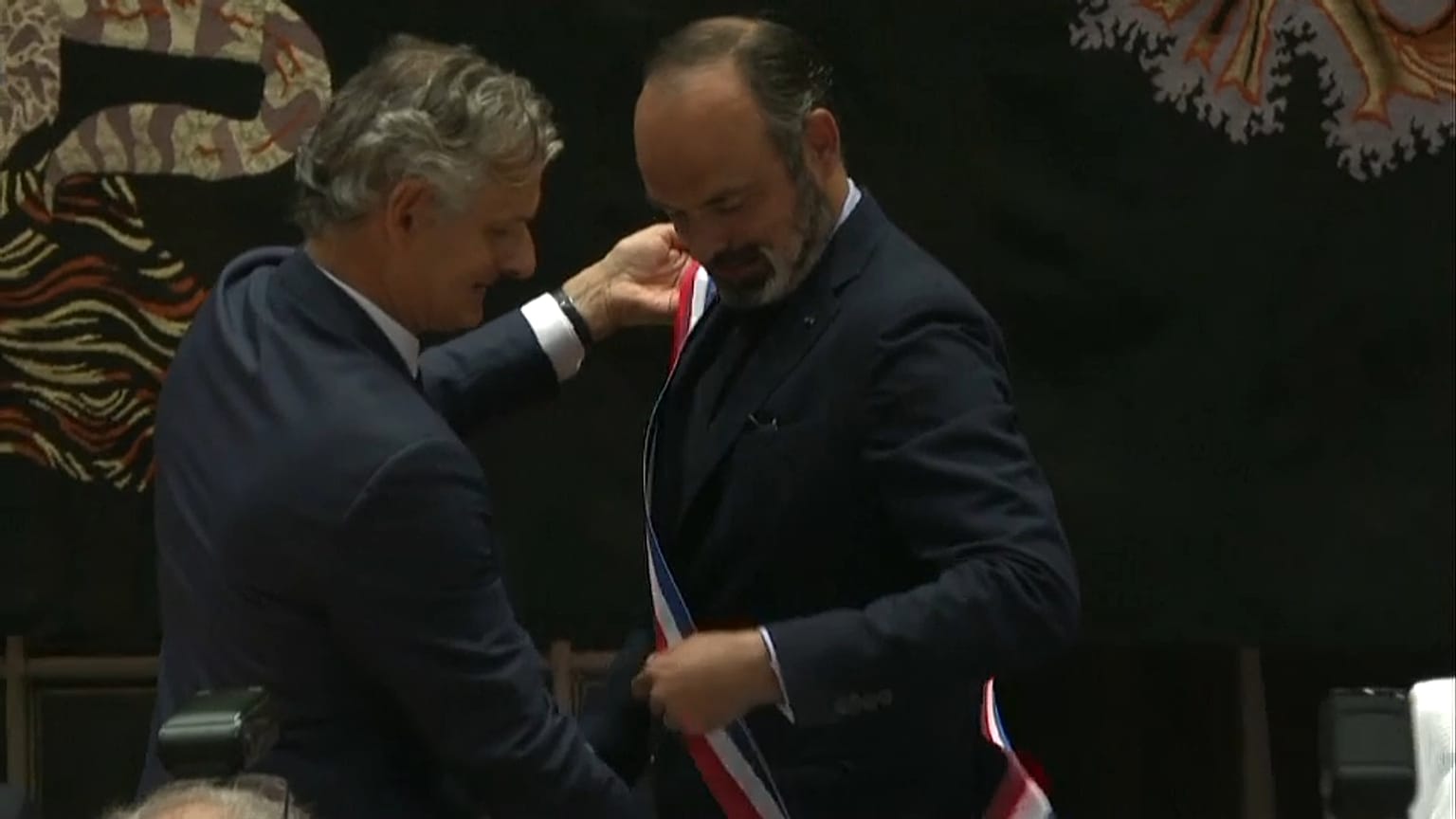 Philippe vuelve a la alcaldía