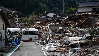 Restos de la inundación en Kumamura, el 8 de julio.