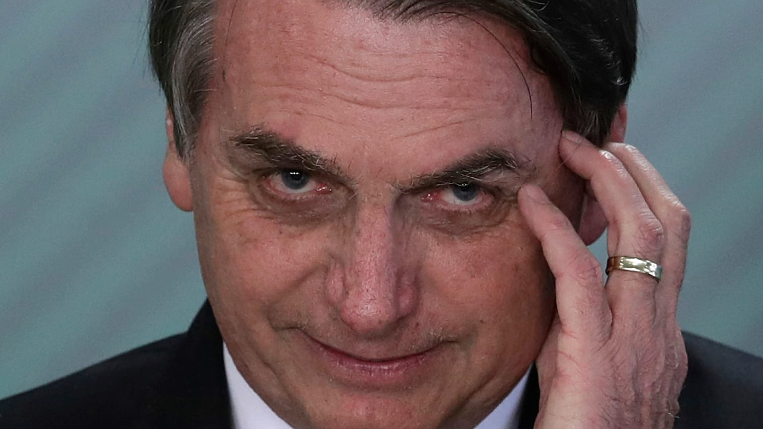 Jair Bolsonaro revelou sintomas compatíveis com Covid-19 e voltou a ser testado