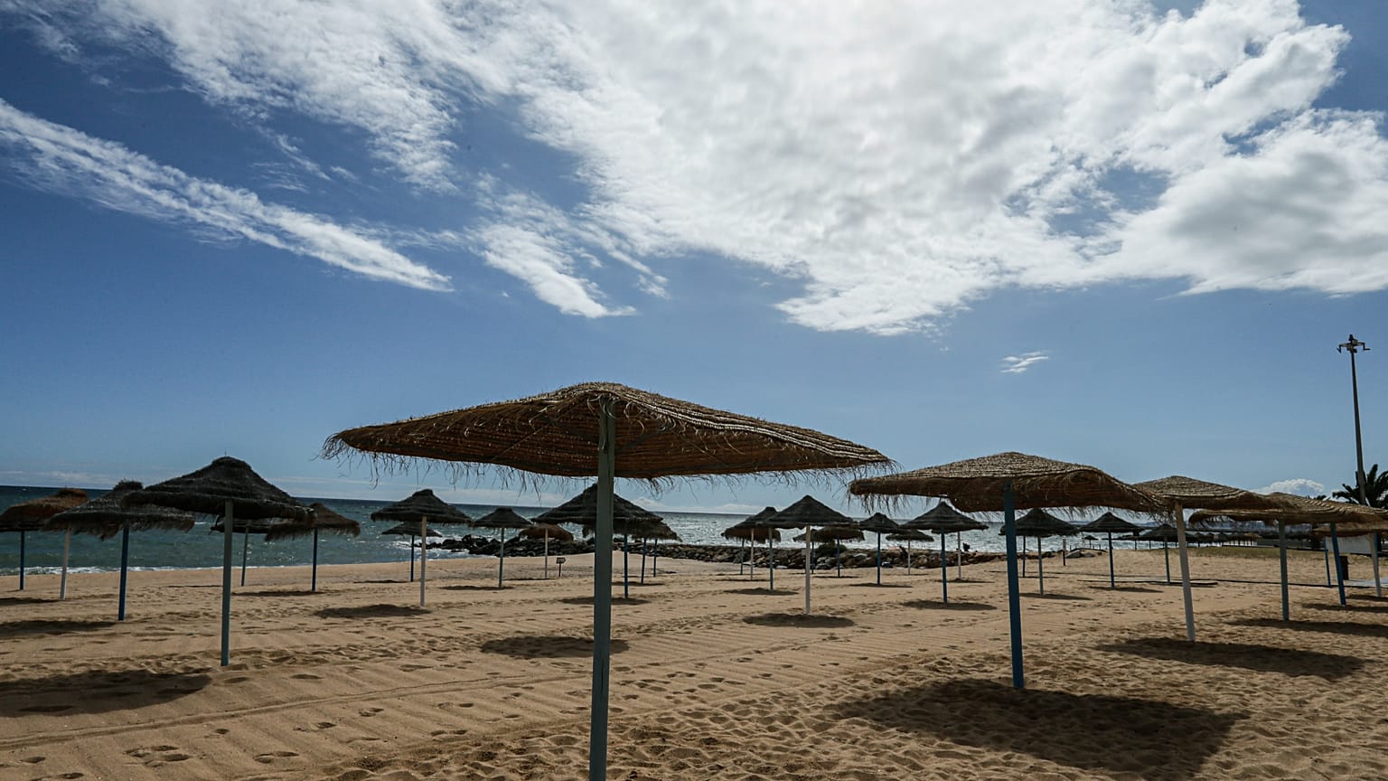 Covid-19: mais de 40% dos empregos no Algarve em risco