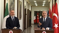 Ταξίδι - αστραπή του Ιταλού υπουργού Άμυνας στην Τουρκία