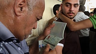اعلام رده‌بندی قوی‌ترین گذرنامه‌های جهان؛ ایران در رده نهم از آخر