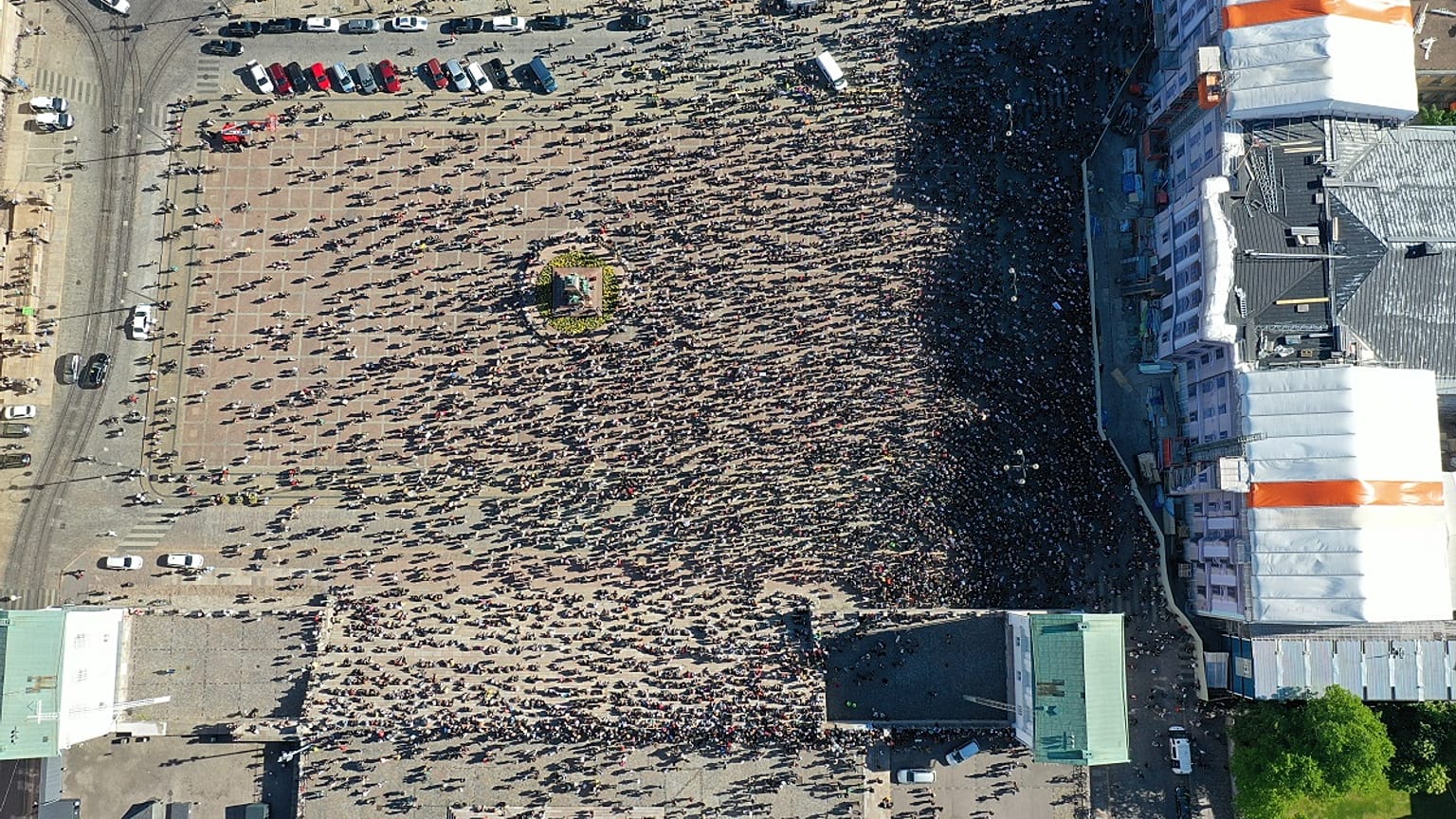 3000 people are estimated to have attended a Black Lives Matter demonstration in Senate Square on June 3.