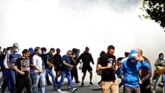 Ο Αλεξάνταρ Βούτσιτς απέσυρε την απόφαση για lockdown στο Βελιγράδι