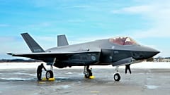 Japonya, ABD'den 105 adet F-35 savaş uçağı satın aldı