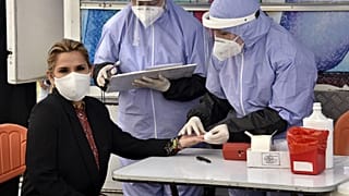 И.о. президента Боливии заразилась коронавирусом