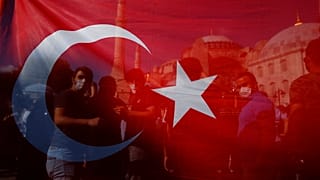 Críticas sobre reconversão de Hagia Sophia em mesquita