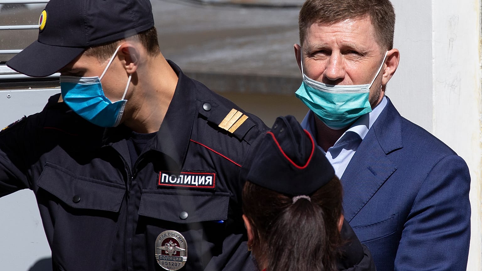 В Хабаровске прошла массовая акция в поддержку задержанного губернатора