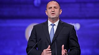 ‌رئیس جمهوری بلغارستان خواستار استعفای دولت «مافیایی» کشورش شد     