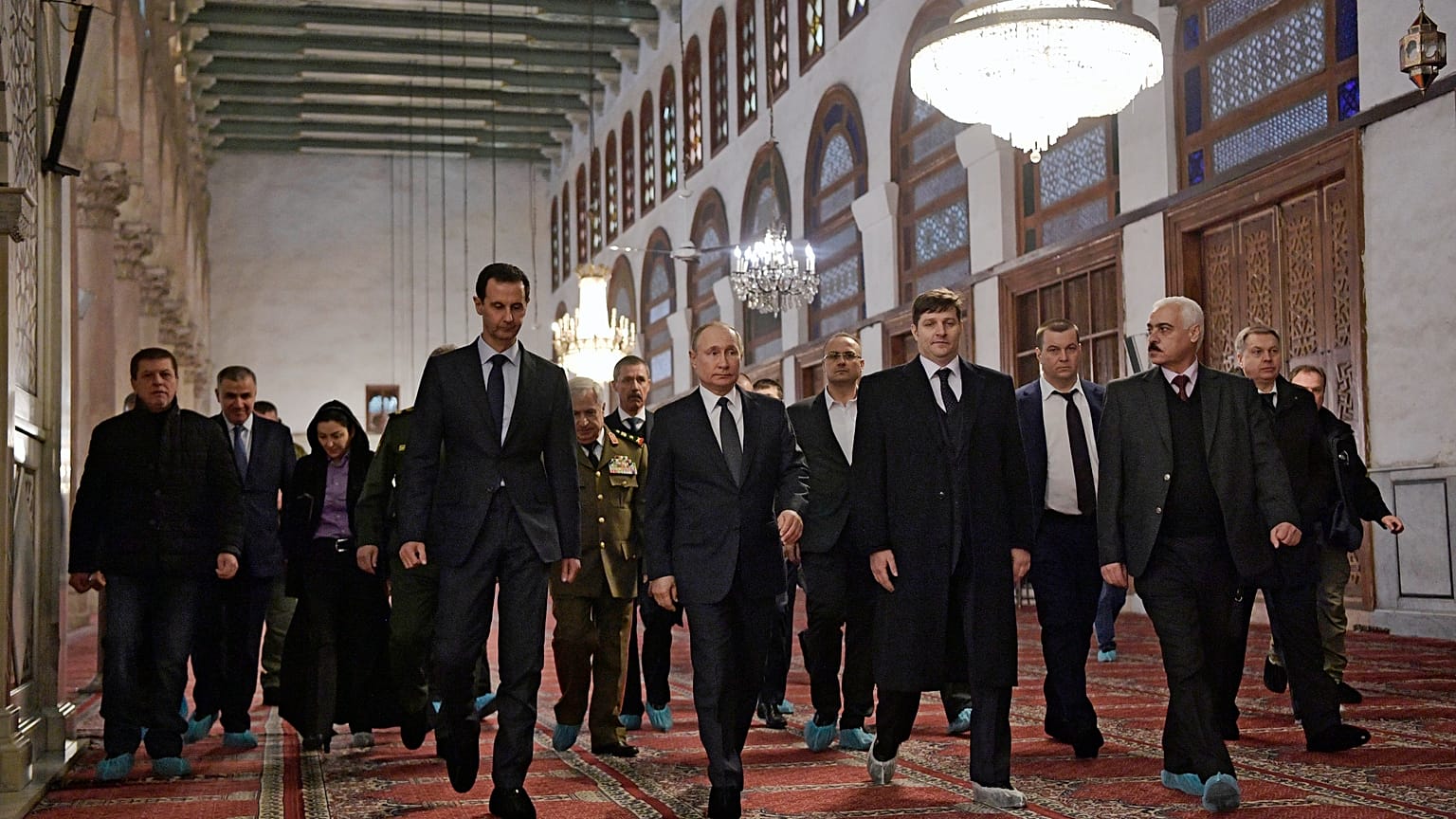 Illustration - Vladimir Poutine et le président syrien Bachar el-Assad visitent la Grande Mosquée des Omeyyades à Damas, Syrie, mardi 7 janvier 2020