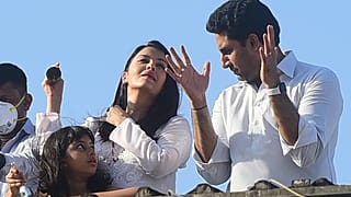 Covid-19: il re di Bollywood Amitabh Bachchan positivo insieme ai suoi familiari