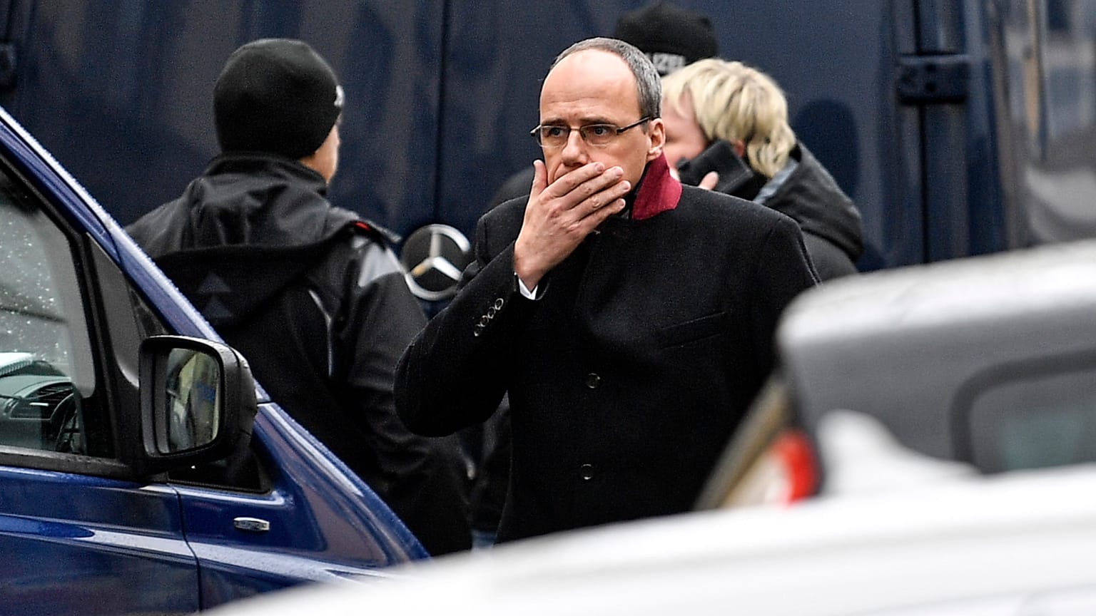 Rechtes Netz bei der Polizei - seit wann weiß Peter Beuth Bescheid? 