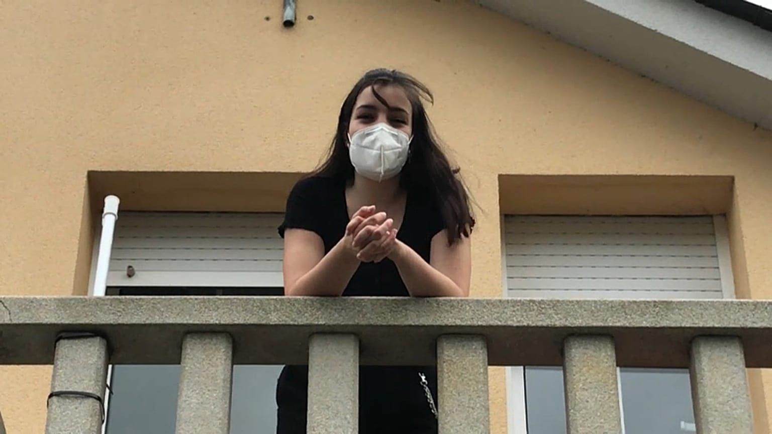 María, confinada en su domicilio
