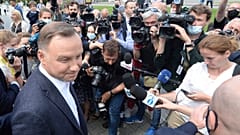 Выборы в Польше: Дуда - 50,4%, Тшасковский - 49,6% (экзитпол)