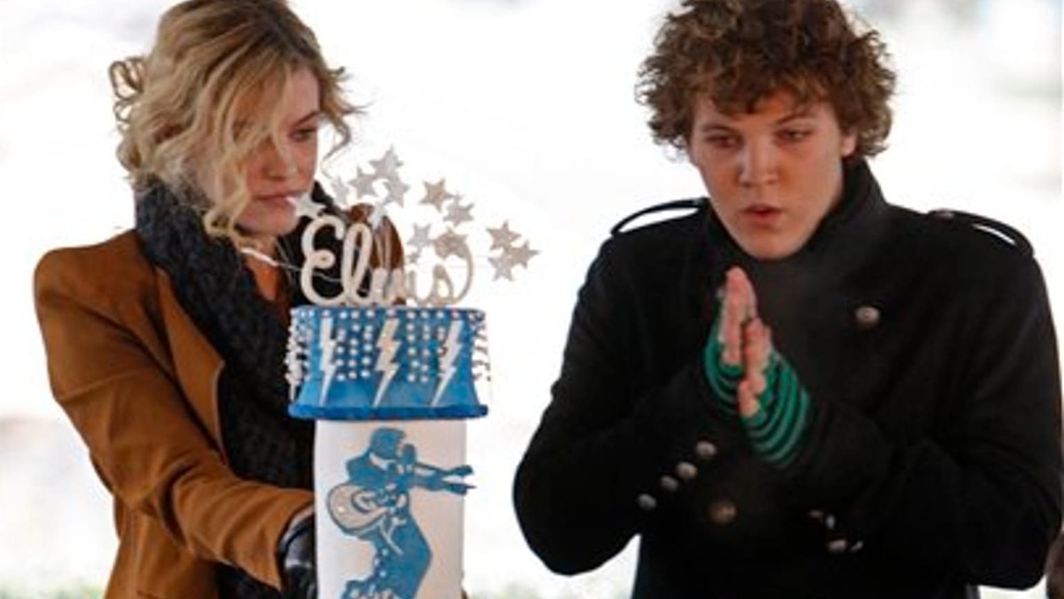 Elvis Presley'in torunları Benjamin Keough (sağda), Riley Keough (solda)