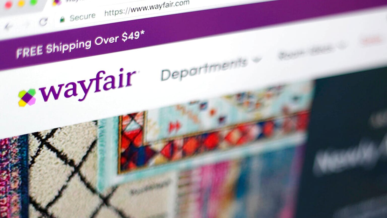 Wayfair'dan 'insan kaçakçılığı' ve 'Tom Hanks işbirliği' iddialarıyla ilgili açıklama