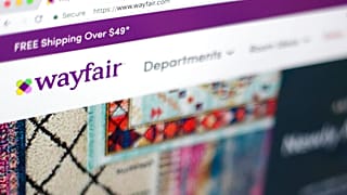 Wayfair'dan 'insan kaçakçılığı' ve 'Tom Hanks işbirliği' iddialarıyla ilgili açıklama