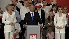 Andrzej Duda y su esposa Agata Kornhauser-Duda en Pultusk, Polonia