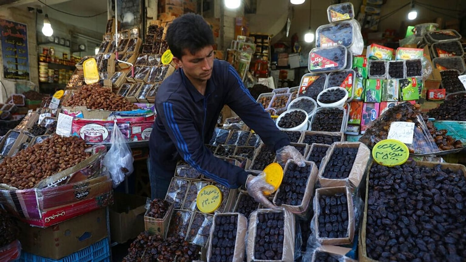 فروشگاهی در تهران