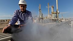 القوات الموالية للمشير خليفة حفتر تضع شروطًا لرفع الحصار النفطي