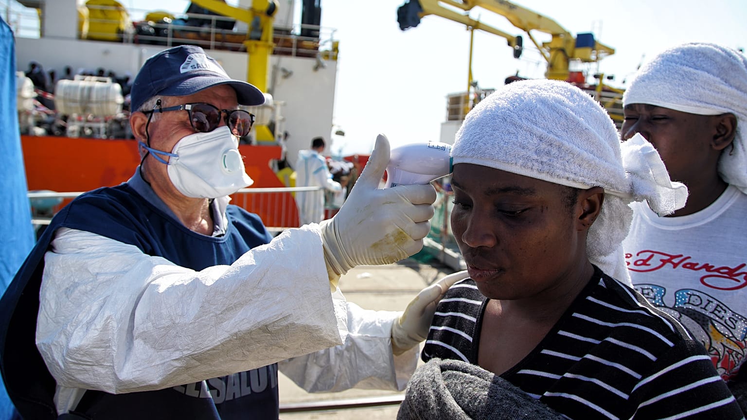 Restano ad Amantea i migranti positivi al tampone