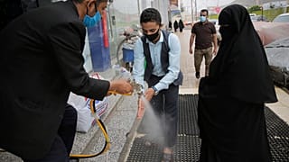 الحوثيون يخففون القيود الخاصة بالوقاية من كورونا في مناطق سيطرتهم