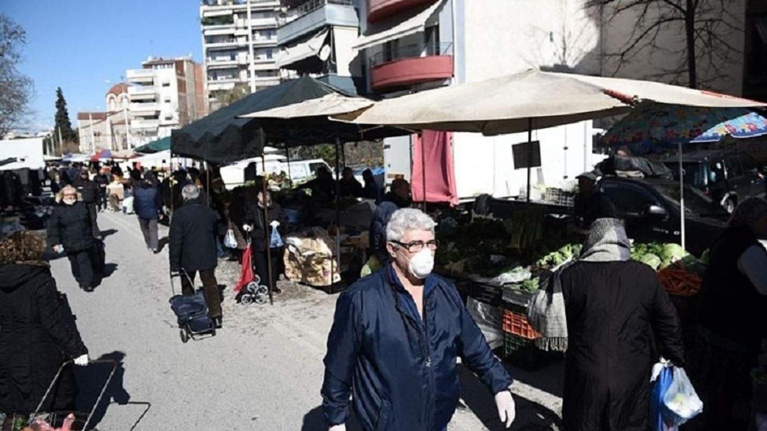 Πανηγύρια όχι, εμποροπανηγύρεις ναι λέει το υπουργείο Ανάπτυξης