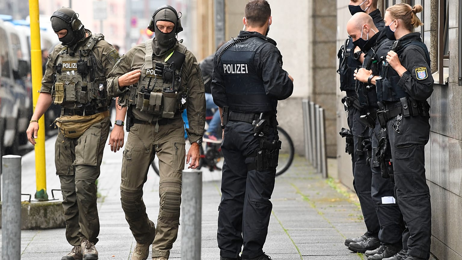 Polizei in Frankfurt am Main im Juni