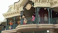 Parque Disneyland Paris reabre ao público