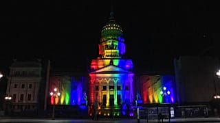 Argentina celebra diez años de matrimonio homosexual