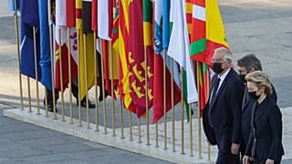 اسپانیا به همراه رهبران نهادهای اروپایی یاد قربانیان کرونا را گرامی داشت