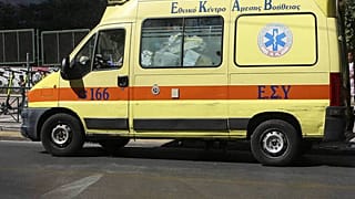 Eπίθεση με τσεκούρι στην Εφορία Κοζάνης - Τέσσερις τραυματίες