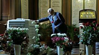 Захоронение останков царской семьи 17 июля 1998 года.