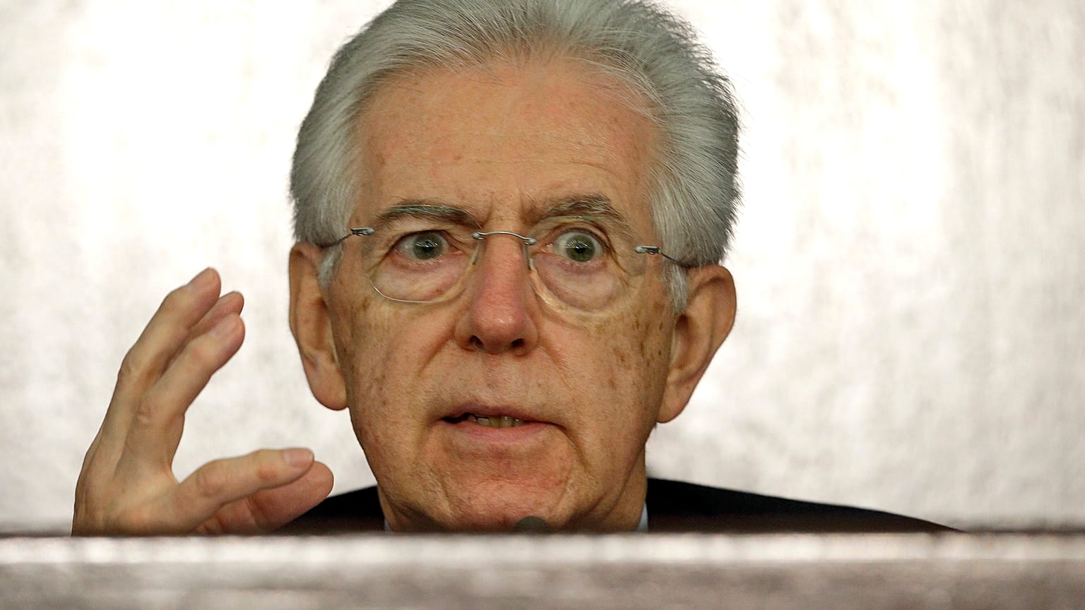 Mario Monti: in queste condizioni l'Italia è destinata a scomparire
