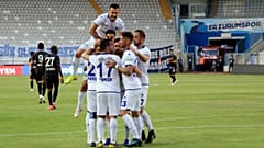 Cesar Grup Ümraniyespor'u mağlup eden Büyükşehir Belediye Erzurumspor Süper Lig'e yükseldi