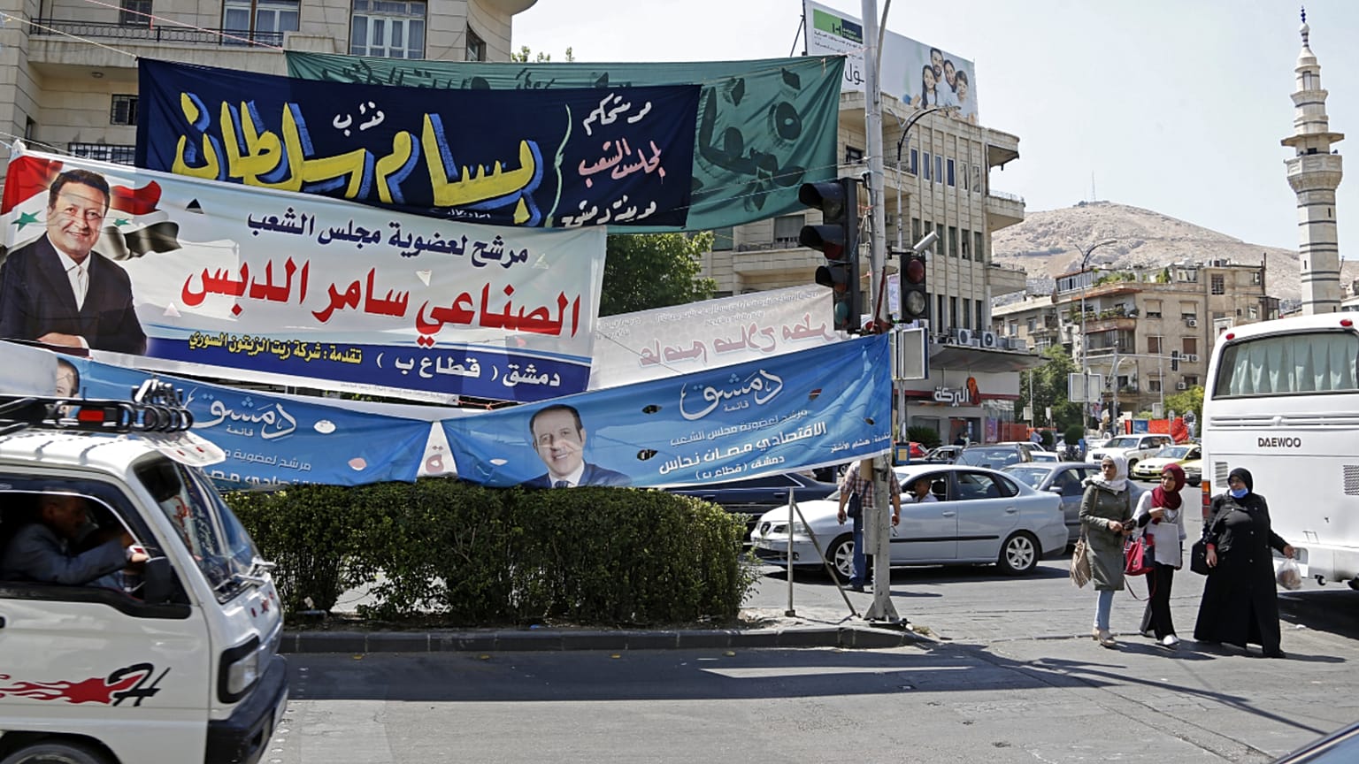 سوريا: قتيل بانفجارين في دمشق عشية انتخابات مجلس الشعب 