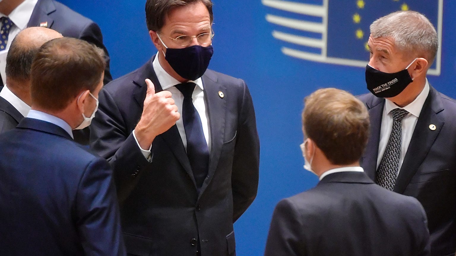 O M. Ρούτε συνομιλεί με τον Ε. Μακρόν και τον Α. Μπάμπις