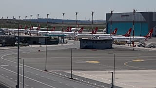 Türk Hava Yolları uçakları, İstanbul Havalimanı, 19 Nisan 2020.