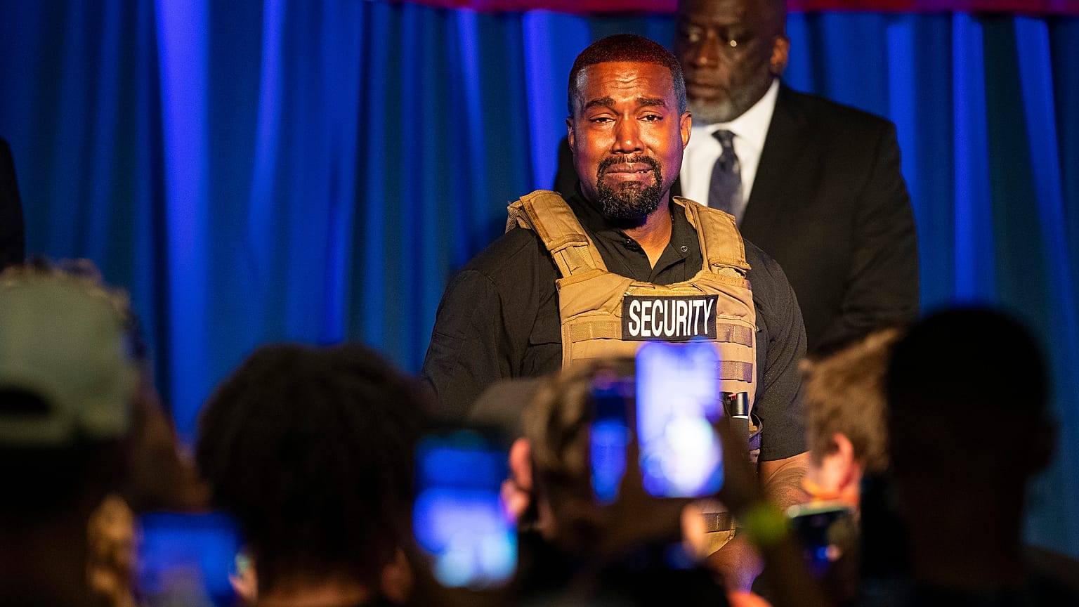 ABD'li rapçi Kanye West, başkanlık için başlattığı seçim kampanyasının ilk mitingini düzenledi.